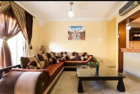 Apartment Elegant De Standing A La Marina